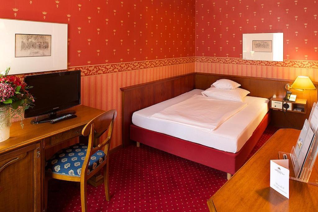 Hotel Saechsischer Hof Μάινινγκεν Εξωτερικό φωτογραφία
