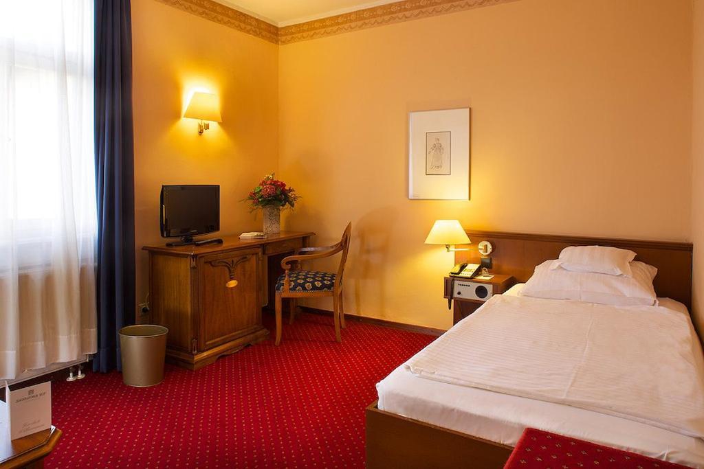 Hotel Saechsischer Hof Μάινινγκεν Εξωτερικό φωτογραφία